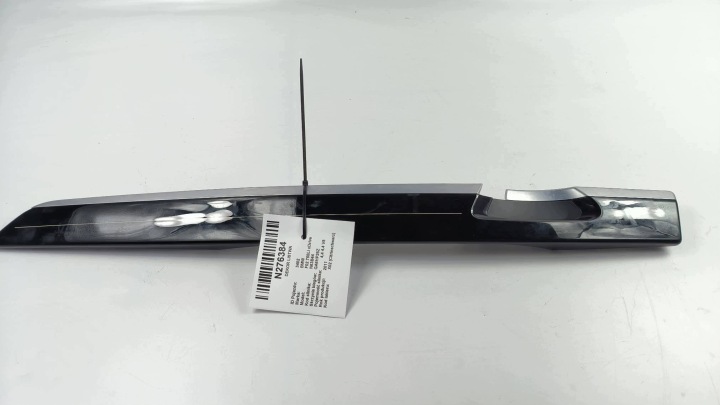 DEKOR lišta BOCZKA 7967890 BMW F01 F02 750Li xDrive