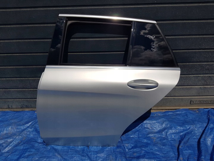 dveře levé záď zadní MERCEDES w205 C775 775 kombi