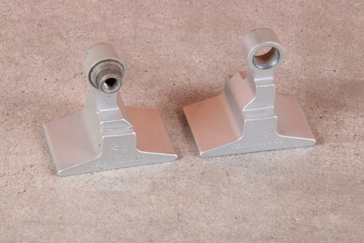 BMW 5 F10 F11 Scharnier scharniere Tür rechts vorne Farbe 354 7199576 7185618