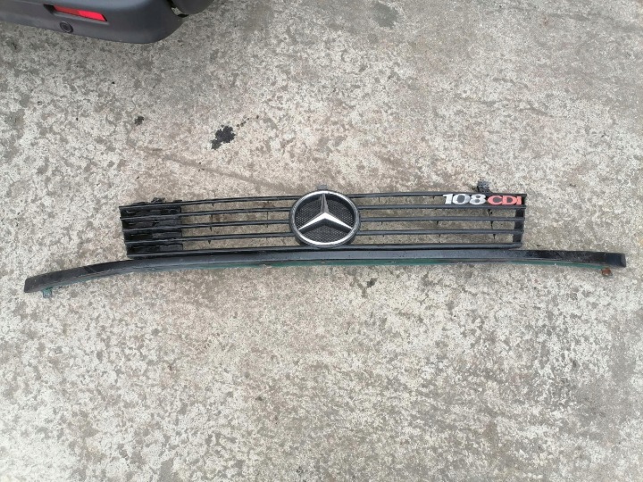 Grille Grille MERCEDES VITO A638 108 CDI
