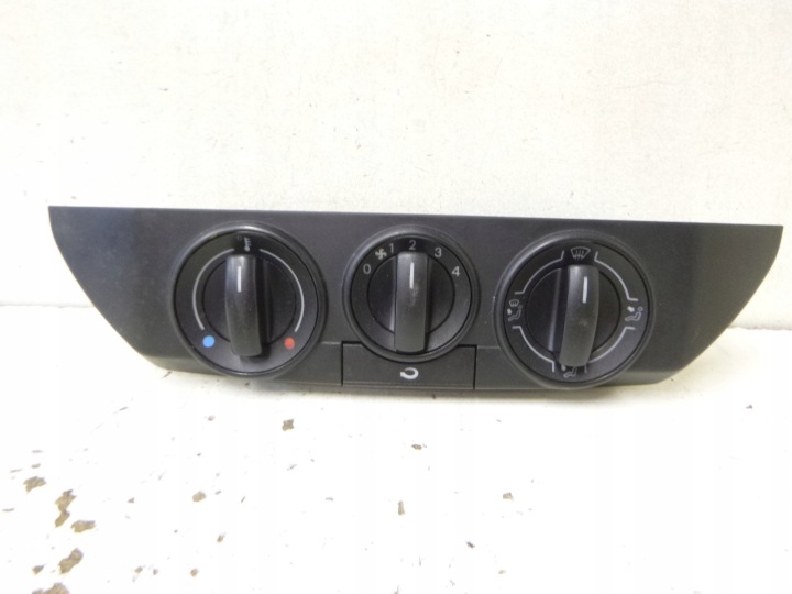 Panel a klímának + Ráma VW Polo 9N3 1.2 2009r.