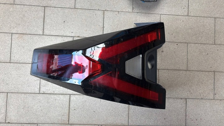 light rear left side Dacia Bigster R1310 265559858R