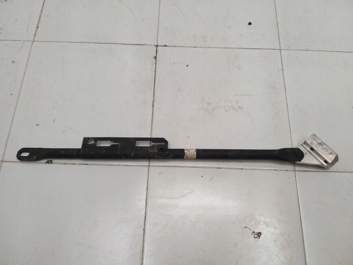VOLVO V60 II 18- console supports of the front left 32221888