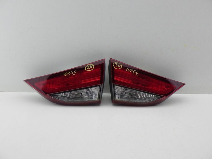 HYUNDAI ELANTRA 92404-3X2 light rear left right