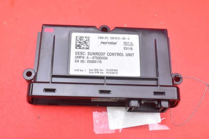 Bedienteil 1007512-00-C TESLA MODEL S PERFORMANCE LIFT 16-21