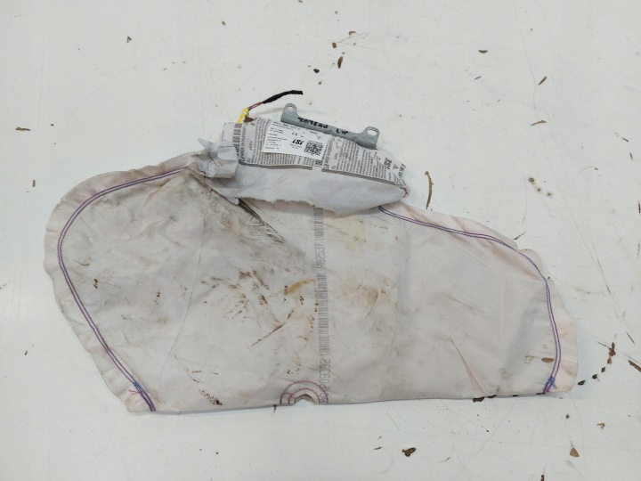 Porsche Taycan GTS 9J1 2023r airbag airbag kanapy rear part left 9J1880441E