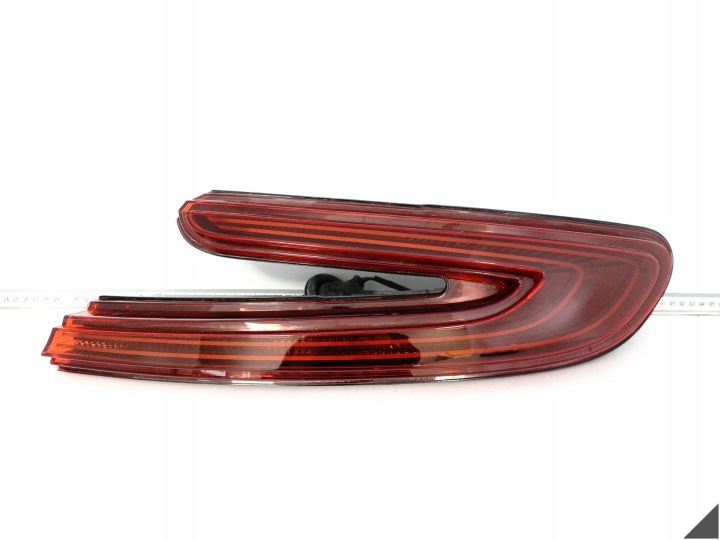 ASTON MARTIN DB11 16-23 far TAIL farova W blatobran desna stražnji dio ( USA ) ROSE