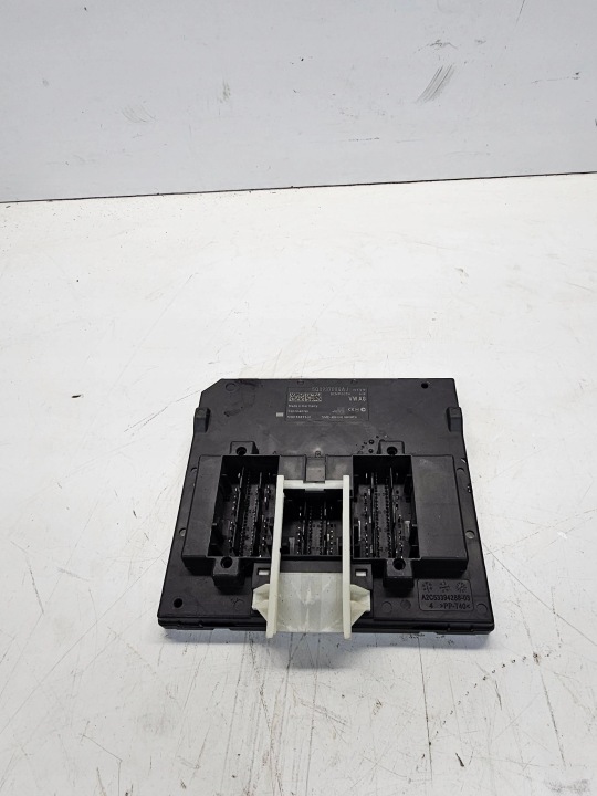 comfort control unit AUDI A3 8V VW SEAT SKODA 5Q0937084AJ