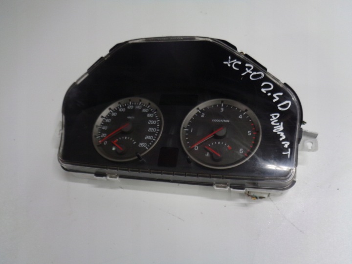VOLVO S60 V70 XC70 budíky budiky AUTOMAT