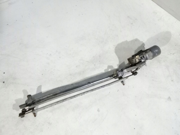 Volvo V50 mechanismus stěračů předek