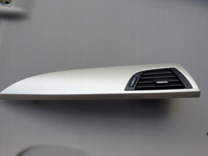 Modanatura decorativa del cruscotto DEKOR griglia BMW 1 F20 2011- 9205364 9205356
