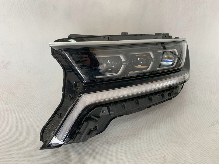 Reflektor Gauche Kia Sorento 4 IV 20r Fullled 92101-P4XXX 04.25