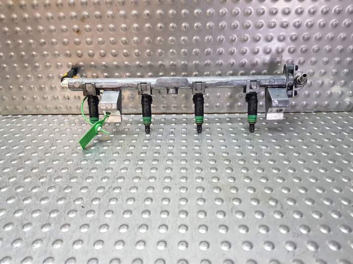 Kraftstoffverteiler Einspritzleiste Einspritzdüse 98MF-BA 98MF-9H487-BB FORD FOCUS MK1 FIESTA MK5