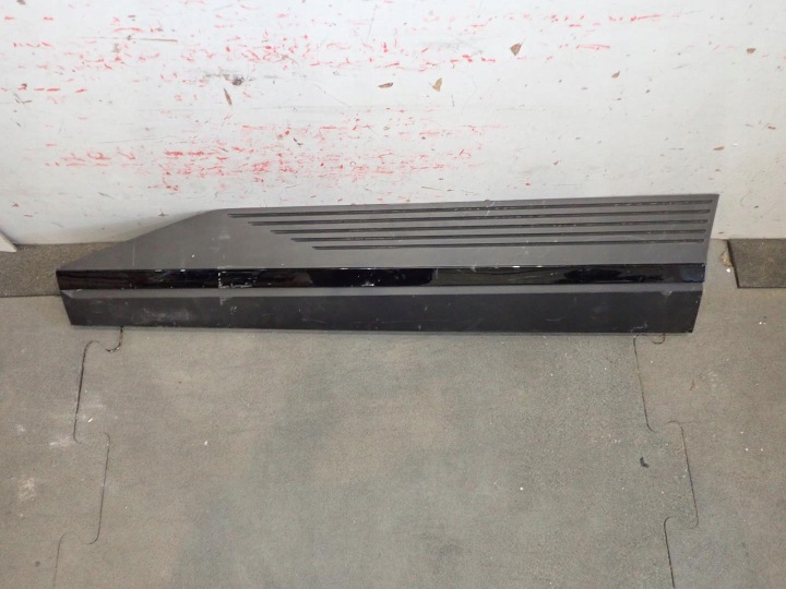 moulding door left front HYUNDAI IONIQ 5 2021- 87721-GI000