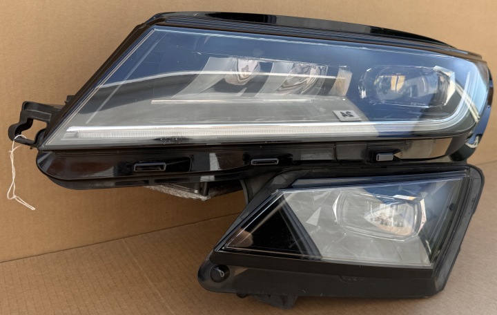 light front SKODA KODIAQ 566941015E FULL LED original as new