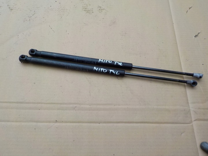 Vérins de coffre hayon du capot Arrière komplet alfa romeo mito 2010r