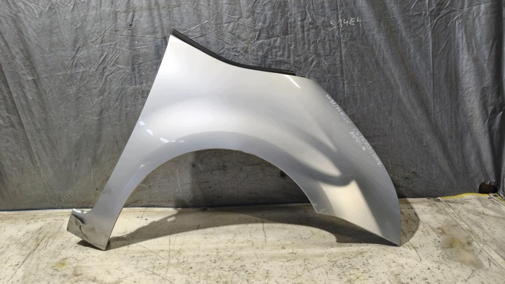 fender right front CITROEN PICASSO C4 2008r