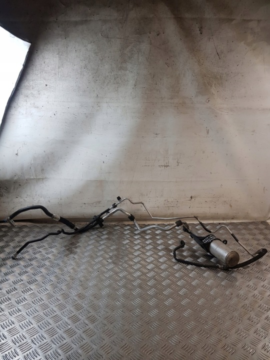 OSUSZACZ Climatisateur air conditionné 4F0820189H + Tuyaux RURKI AUDI A6 C6 2.0TDI