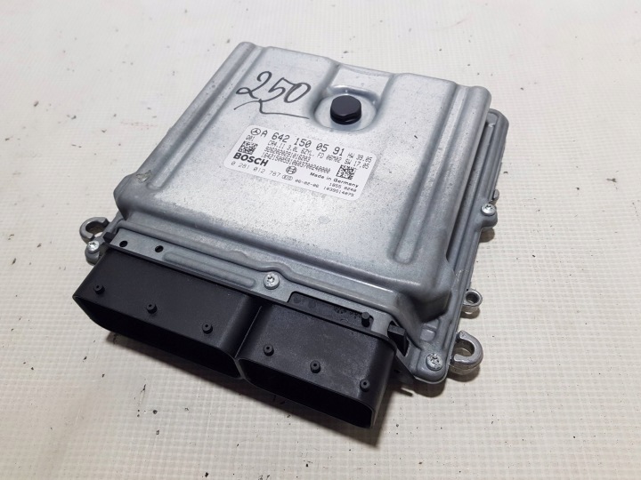 control unit ECU of the engine Mercedes E W211 LS W219 3.0 CDI V6 6421500591