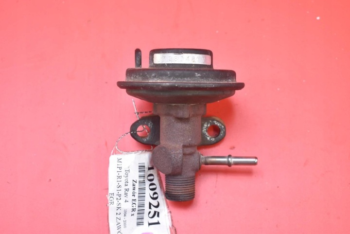 EGR valve 25620-74300 TOYOTA RAV-4 1 and 2.0 16V 129 KM 4X4 94-00