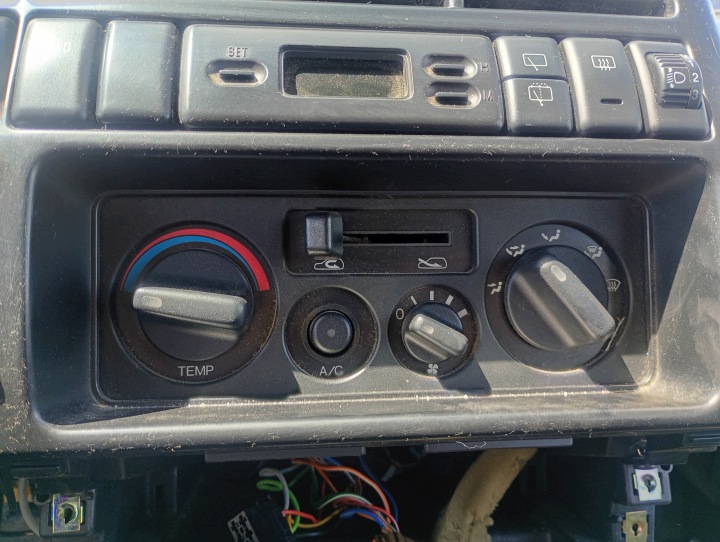 vypínač PANEL klímy klimatizácii OGRZEWANIA ISUZU TROOPER II 2 92-02