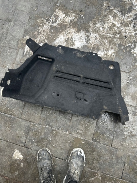 Revetement panneau coffre arrière Gauche Arrière RENAULT AUSTRAL 849519949R
