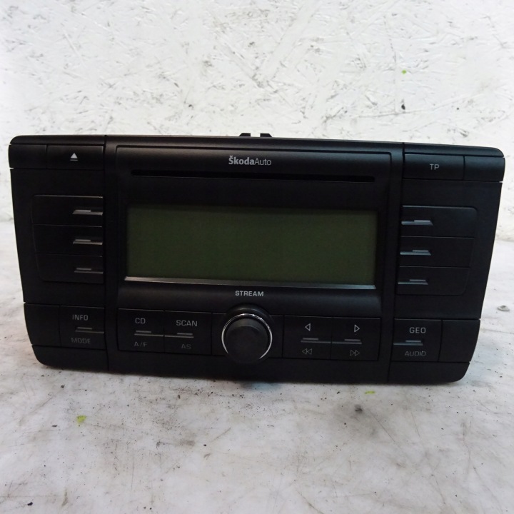 SKODA OCTAVIA II RADIO 1Z0035161A