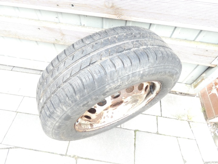 Reifen Rad Notrad VW CADDY III 195/65R15 6J x 15 ET 47 5X112