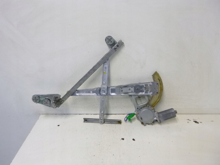 MECCANISMO VETRO FINESTRINO ANTERIORE DESTRA SUBARU LEGACY BD 95R.