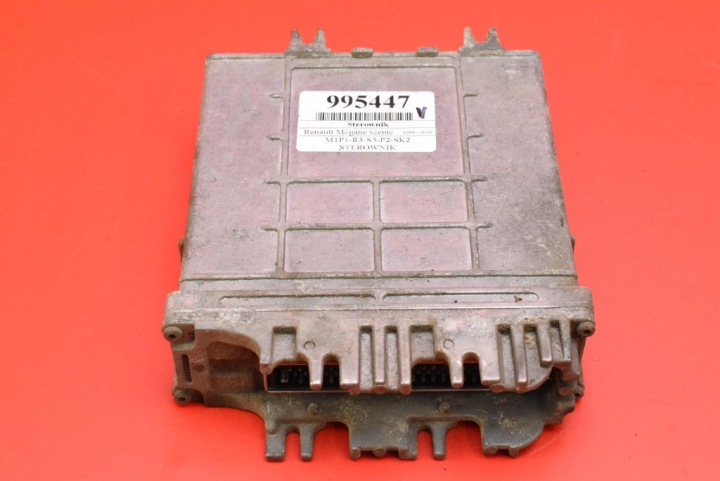 Unité de contrôle Moteur 8200059885 RENAULT MEGANE SCENIC 1 et 1.9 DCI LIFT 99-03