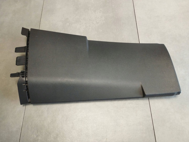 Seat Leon IV 2024 cover SLUPKA right 5FA867240