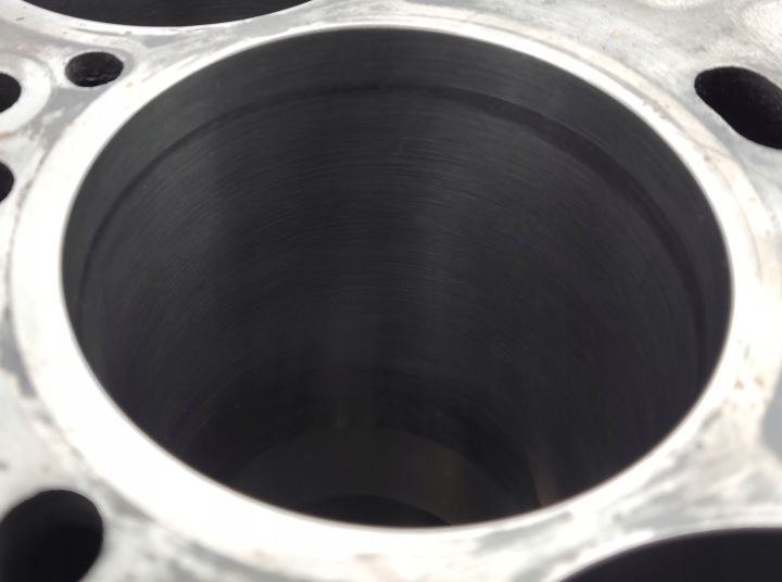 ENGINE BLOOK NISSAN INTERSTAR 2.5 DCI 01-10r G9U 10