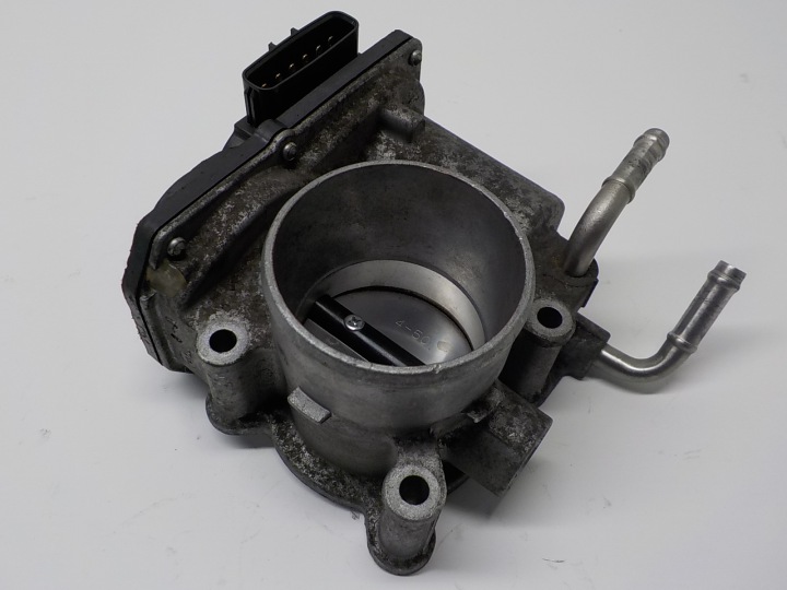 TOYOTA YARIS II 1.33 DUAL 1NR-FE throttle flap 22030-47010