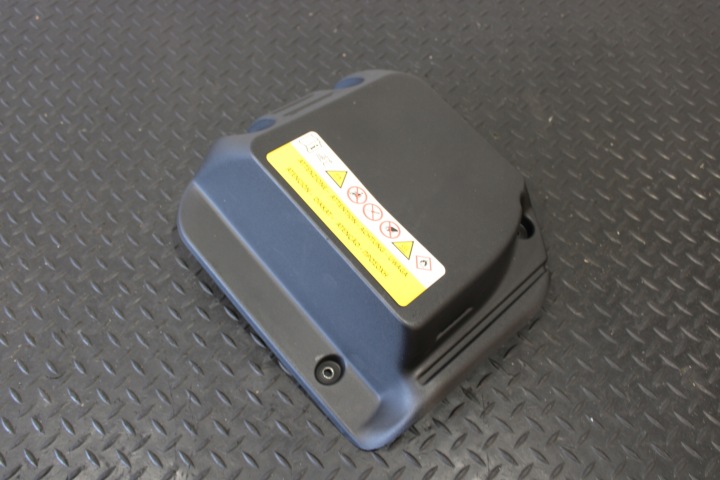 poklopac poklopač zaštita akumulatora FIAT PANDA 3 III LIFT 735690774