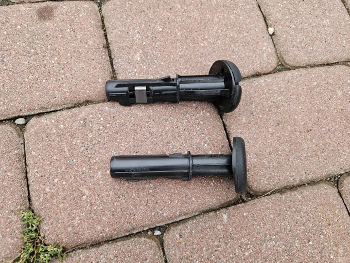 kunststofftteil SITZ Halter zaglowka prowadnica Opel Crossland X 1149482