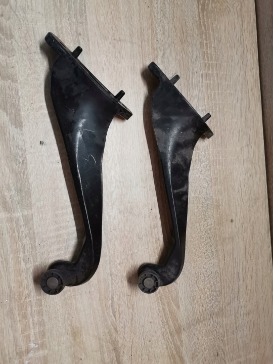 ROLKA PROWADNICA ajtó PRZESUWNYCH bal CITROEN BERLINGO III 9680486980