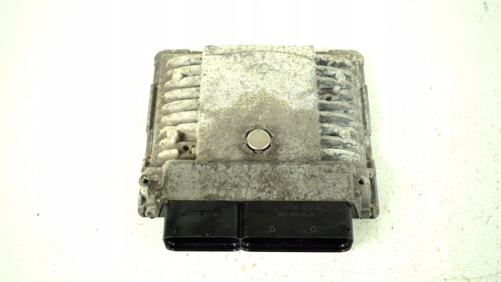 Ordinateur Unité de contrôle Moteur SKODA OCTAVIA 2 II 1.2 TSI 03F906070F 5WP44611