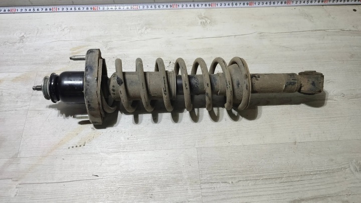 Mitsubishi ASX 18r. 1.6DiD shock absorber rear part