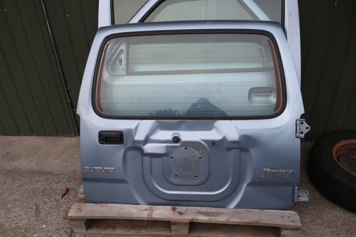 dvere pravé Ľavé kufrové dvere SUZUKI JIMNY LIFT W farba 2012R
