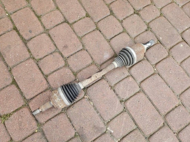 semi-axis front front left short. LIFT FL joint Renault Zoe 391014627R