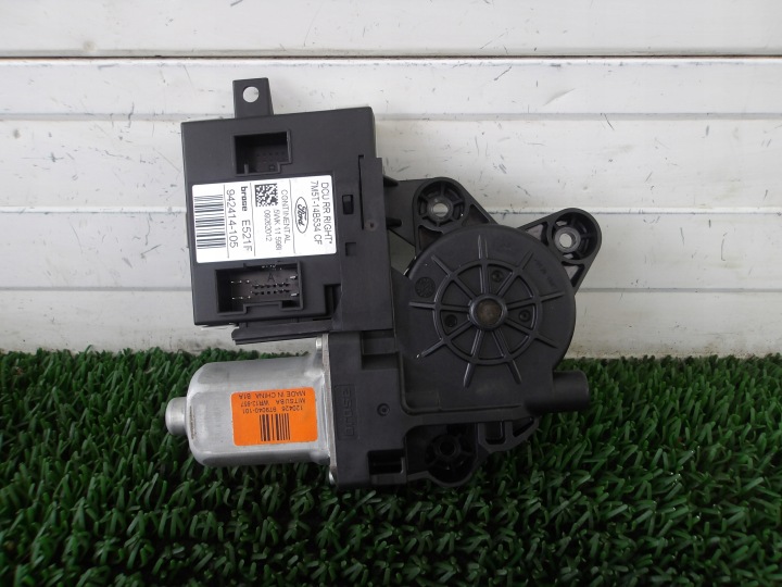 FORD KUGA MK1 08-12 Motorino VETRO finestrini posteriore Destra OE