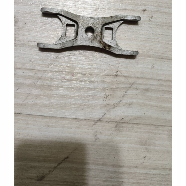 Halter Einspritzdüse Volkswagen Caddy