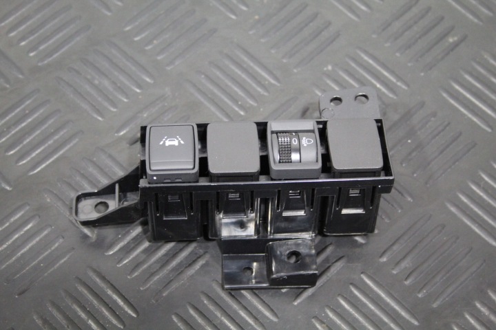PRZYCISKI levers consoles NISSAN JUKE F15 LIFT