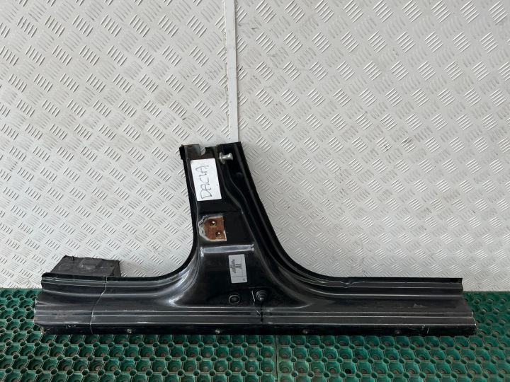 DACIA LODGY 12-21 MINIGONNA ZE SLUPKIEM Destra RIVESTIMENTO MONTANTE BOK OE