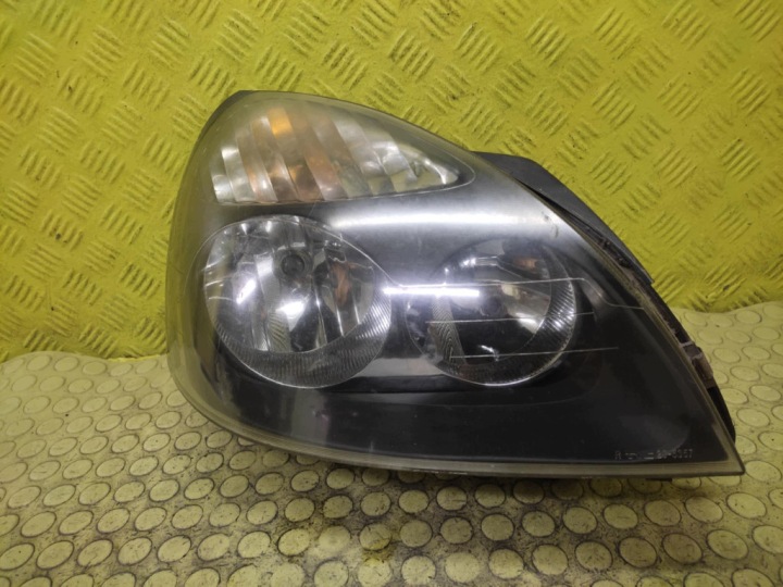 RENAULT CLIO II LIFT REFLEKTOR Feux phare Droite Avant