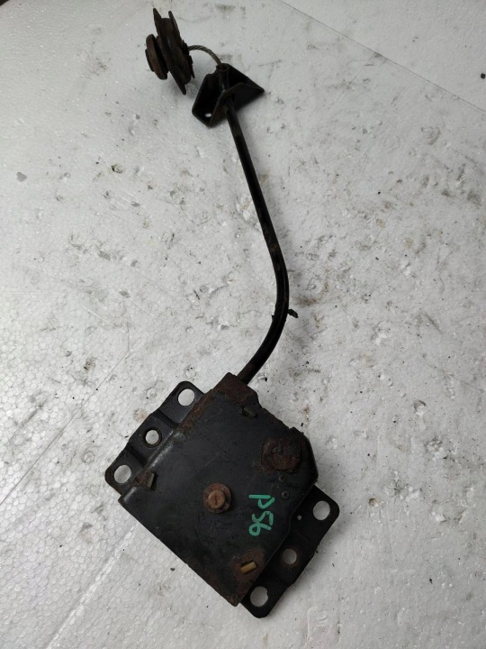 držák kola rezervního Mazda CX-9 2008