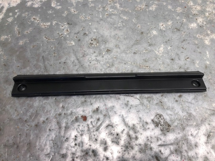 moulding cover boot MERCEDES W212 KOMBI A2126900138