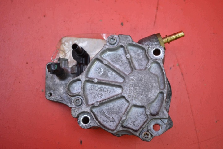pump VACUM WAKUM D171-1B CITROEN C5 II X7 III 2.2 HDI 170 KM 08-17