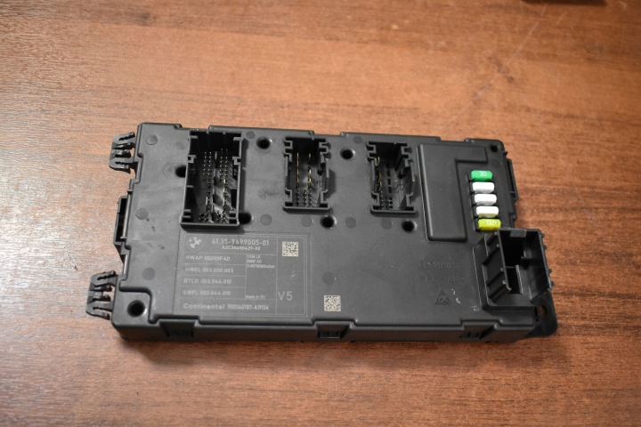 IDEALNY MODULE UNITÉ DE CONTRÔLE REM BMW 1