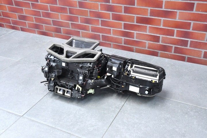 heater BMW 8 G14 G15 G16 M8 F91 F92 F93 12450km